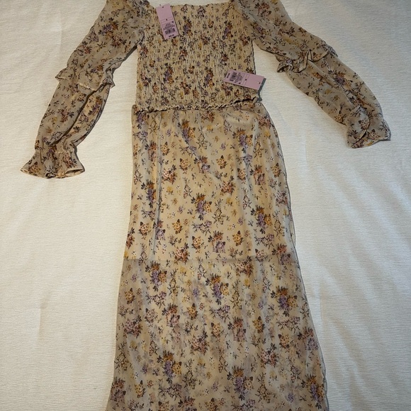 Floral Two-Piece Set - Picture 2 of 4